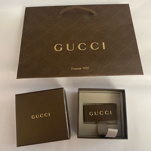 Gucci Small Gift Bag and Box - Picture 2 of 4